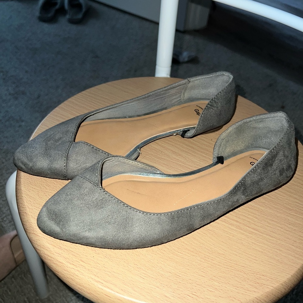 Gap women’s flats
